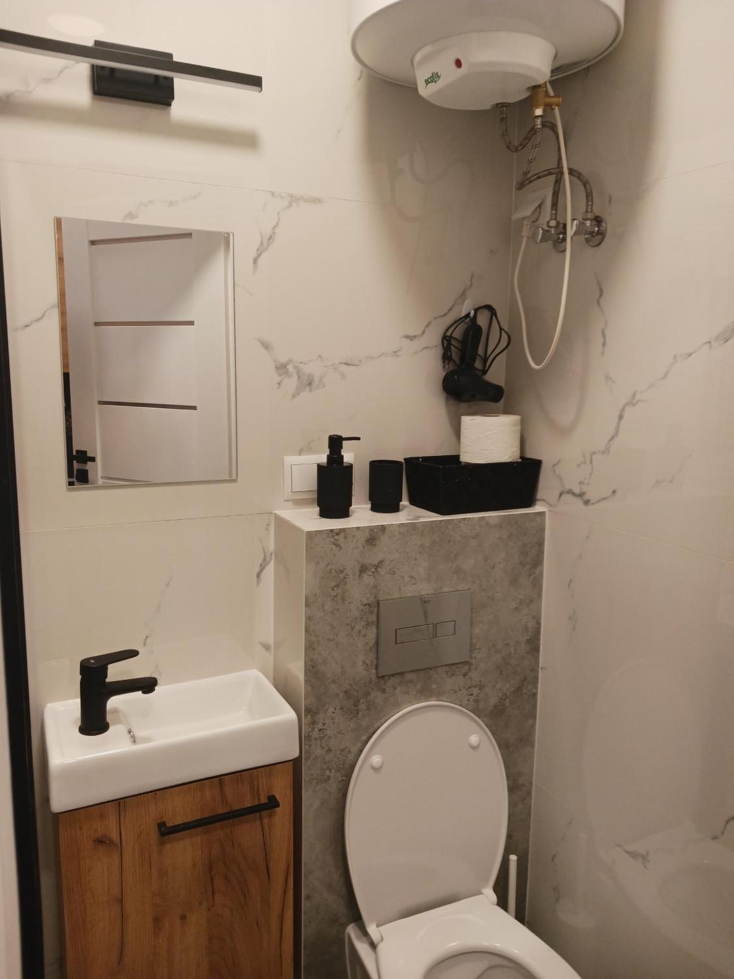 Apartamenty Marco 3 Przy Dworcu-Stare Miasto-Super Wi Fi Cracovia Esterno foto